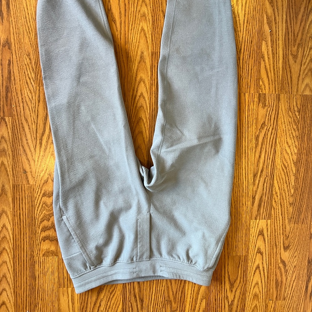 Lululemon workout pants